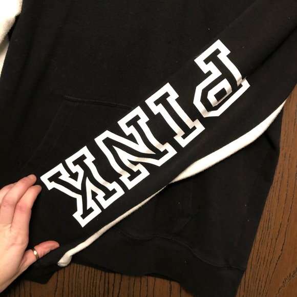 Victoria secrete pink quarter zip size small - Picture 3 of 4